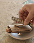 Sacred Burning Ritual Kit - Räucherset mit Weissem Salbei, Palo Santo & Räucherstäbchen